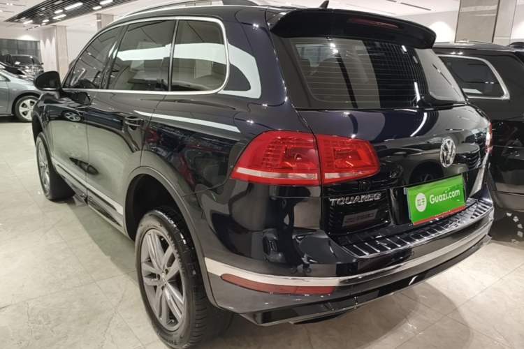 Used Volkswagen Touareg 2017 3.0 TSI Touareg Edition Exterior 2