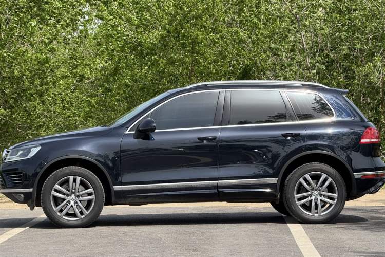 Used Volkswagen Touareg 2017 3.0 TSI Touareg Edition Exterior 2