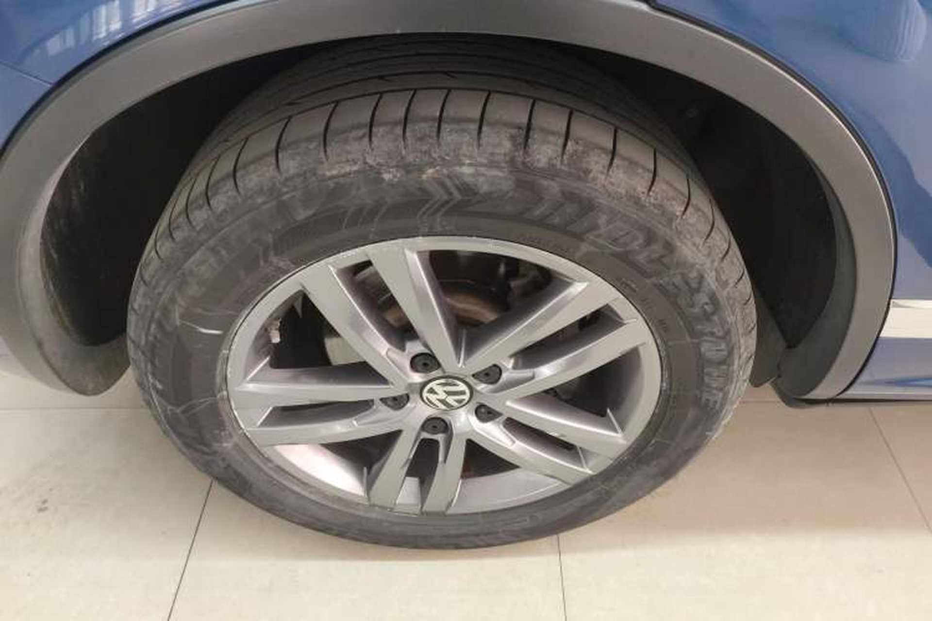 Used Volkswagen Touareg 2017 3.0 TSI Touareg Edition Exterior 5