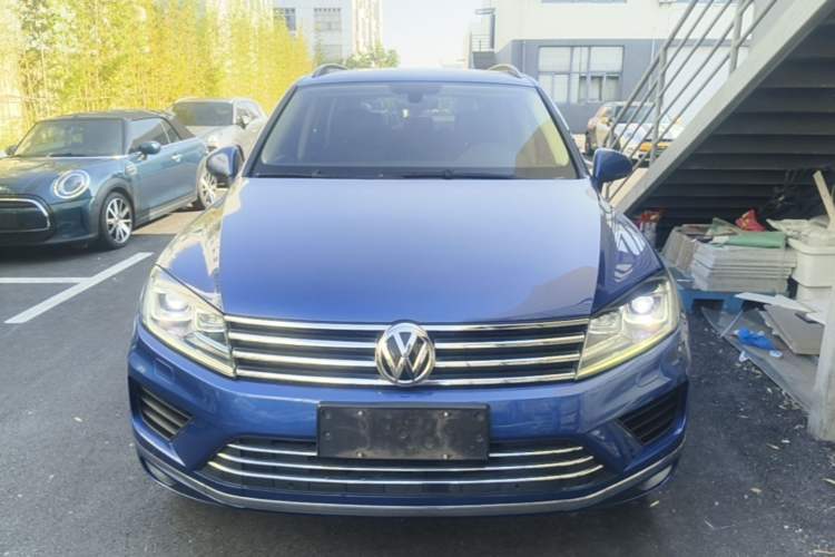 Used Volkswagen Touareg 2017 3.0 TSI Touareg Edition Front
