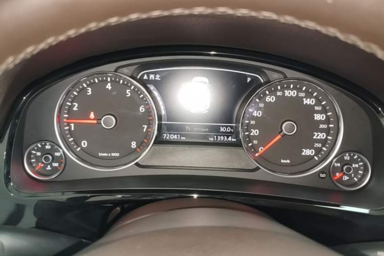 Used Volkswagen Touareg 2017 3.0 TSI Touareg Edition Instrument Cluster