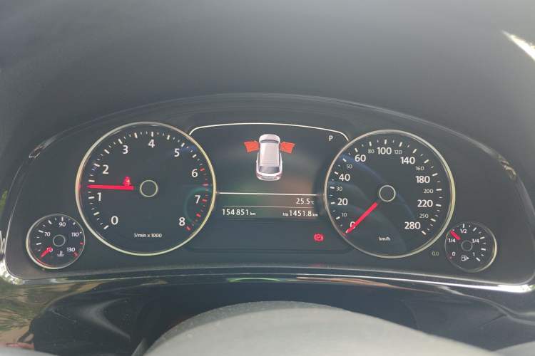 Used Volkswagen Touareg 2017 3.0 TSI Touareg Edition Instrument Cluster