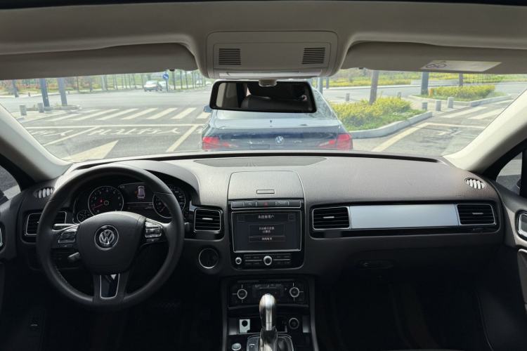 Used Volkswagen Touareg 2017 3.0 TSI Touareg Edition Interior 1