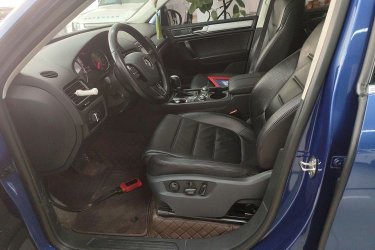 Used Volkswagen Touareg 2017 3.0 TSI Touareg Edition Left Front Seat