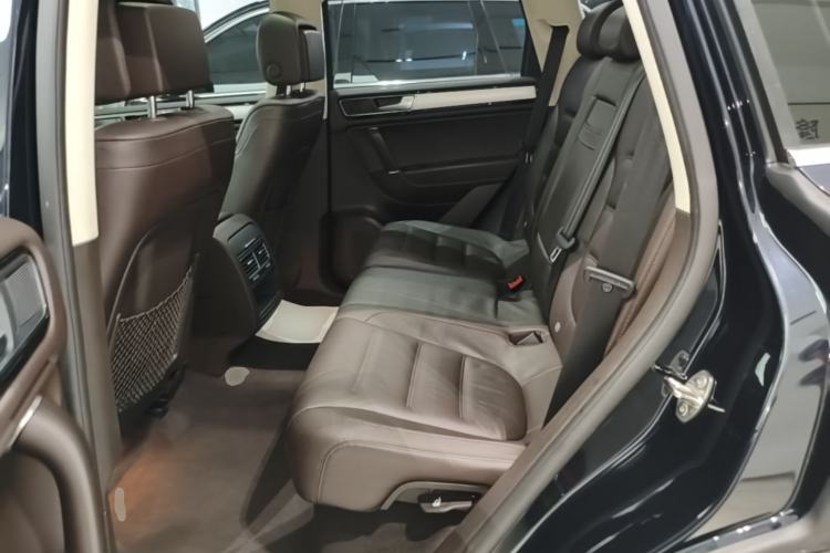 Used Volkswagen Touareg 2017 3.0 TSI Touareg Edition Left Rear Seat