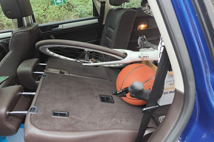 Used Volkswagen Touareg 2017 3.0 TSI Touareg Model Left Rear Seat