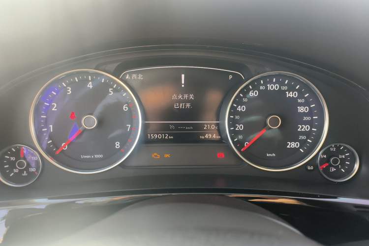 Used Volkswagen Touareg 2017 3.0 TSI Touareg Edition Odometer Close Up
