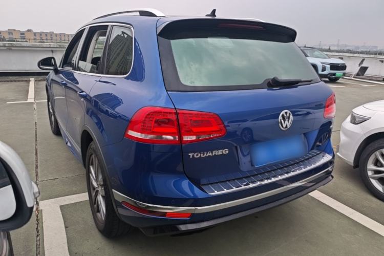 Used Volkswagen Touareg 2017 3.0 TSI Yuyue Model Rear Left 45 Deg