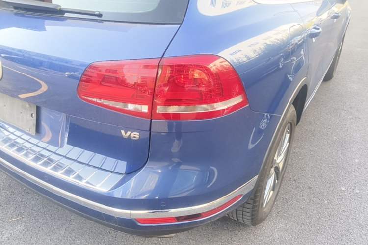 Used Volkswagen Touareg 2017 3.0 TSI Touareg Edition Right Rear Taillight