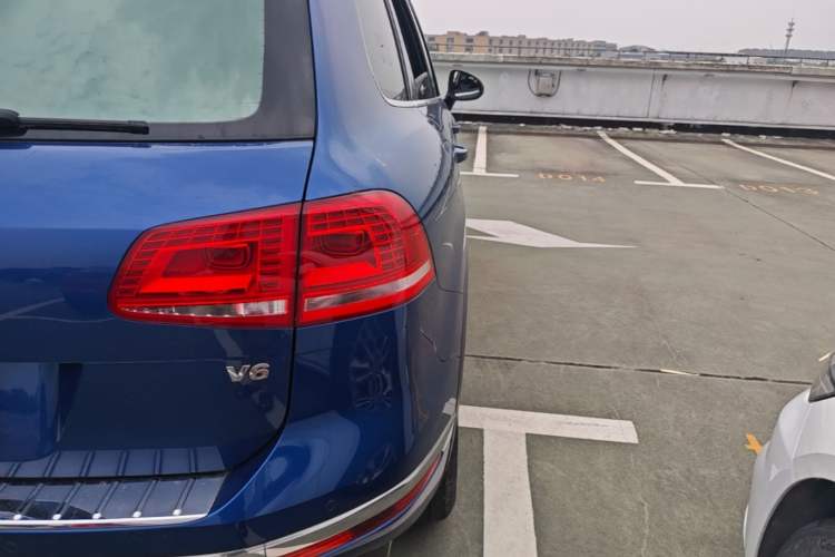 Used Volkswagen Touareg 2017 3.0 TSI Yuyue Model Right Rear Taillight