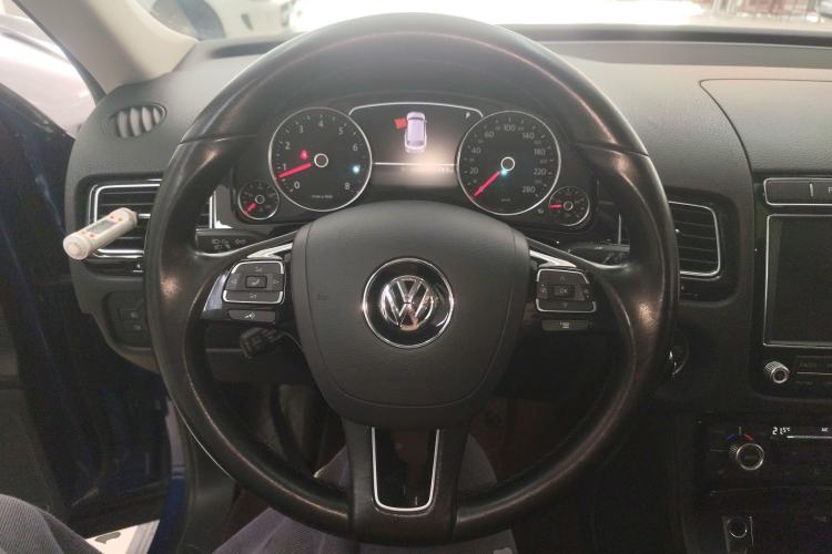 Used Volkswagen Touareg 2017 3.0 TSI Touareg Edition Steering Wheel