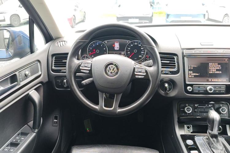 Used Volkswagen Touareg 2017 3.0 TSI Touareg Edition Steering Wheel