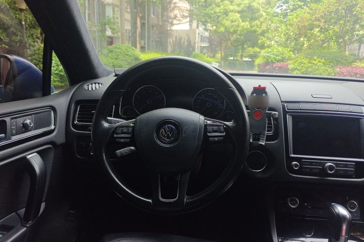 Used Volkswagen Touareg 2017 3.0 TSI Touareg Edition Steering Wheel