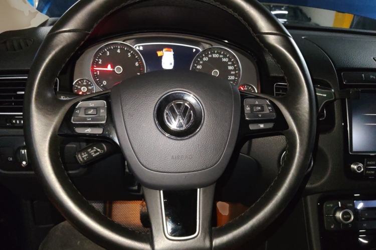 Used Volkswagen Touareg 2017 3.0 TSI Touareg Edition Steering Wheel