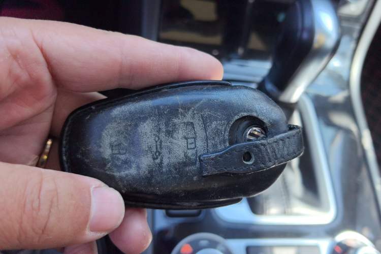 Used Volkswagen Touareg 2017 3.0 TSI Yuyue Model Vehicle Key