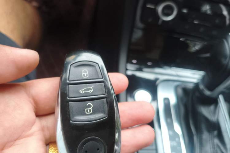 Used Volkswagen Touareg 2017 3.0 TSI Touareg Edition Vehicle Key