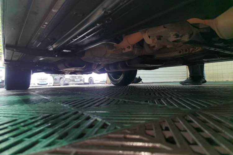 Used Volkswagen Touareg 2017 3.0 TSI Touareg Model Chassis Front Right