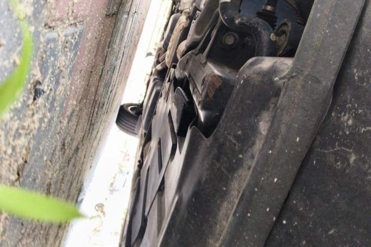 Used Volkswagen Touareg  Chassis Front