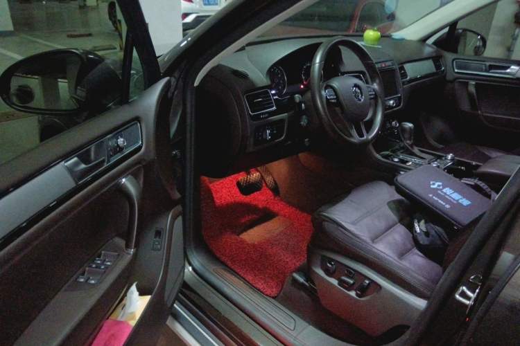 Used Volkswagen Touareg 2017 3.0 TSI Touareg Edition Driver Seat