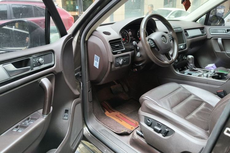 Used Volkswagen Touareg 2017 3.0 TSI Touareg Edition Driver Seat