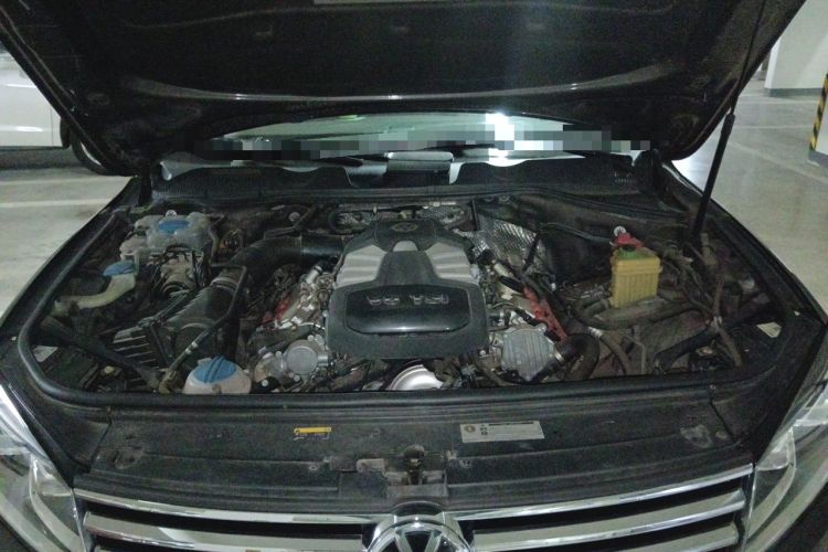 Used Volkswagen Touareg 2017 3.0 TSI Touareg Edition Engine Bay