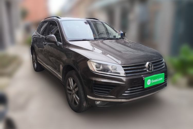 Used Volkswagen Touareg 2017 3.0 TSI Touareg Edition Front Right 45 Deg