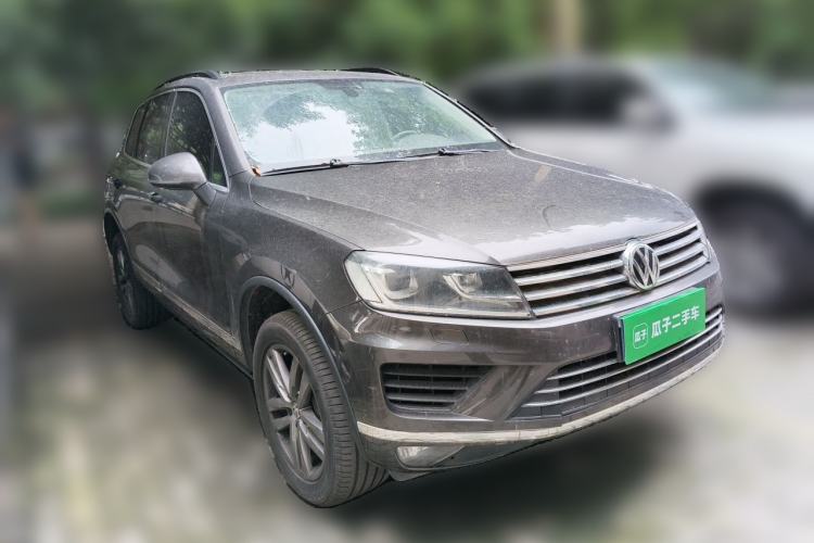Used Volkswagen Touareg 2017 3.0 TSI Touareg Edition Front Right 45 Deg