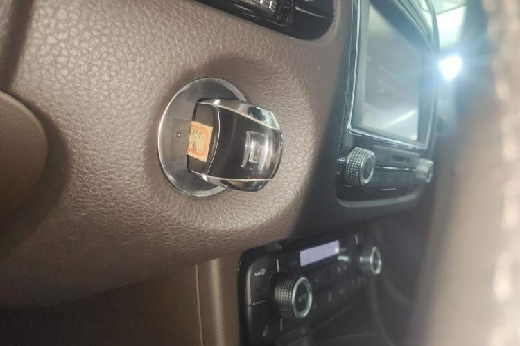 Used Volkswagen Touareg 2017 3.0 TSI Touareg Model Interior 1