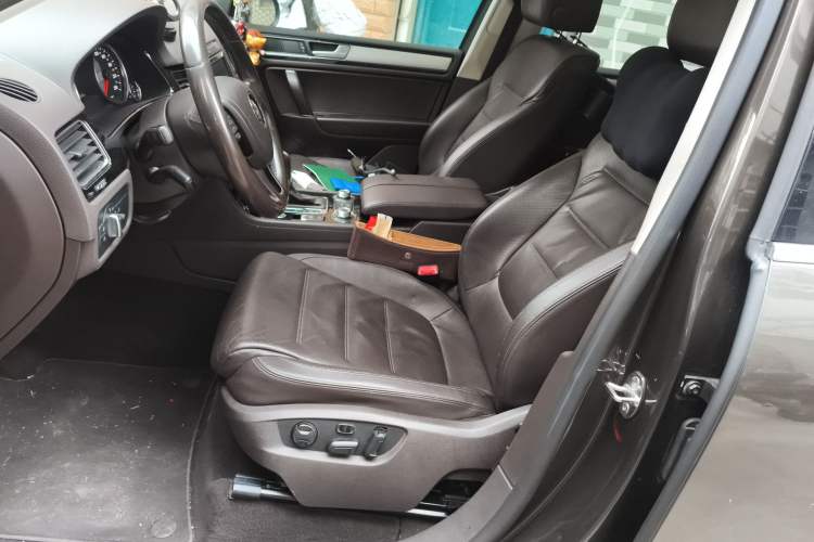 Used Volkswagen Touareg 2017 3.0 TSI Touareg Edition Left Front Seat