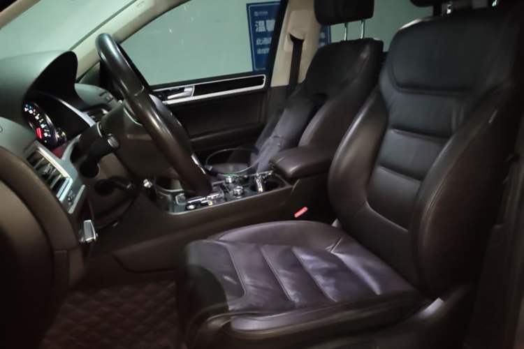 Used Volkswagen Touareg 2017 3.0 TSI Touareg Model Left Front Seat