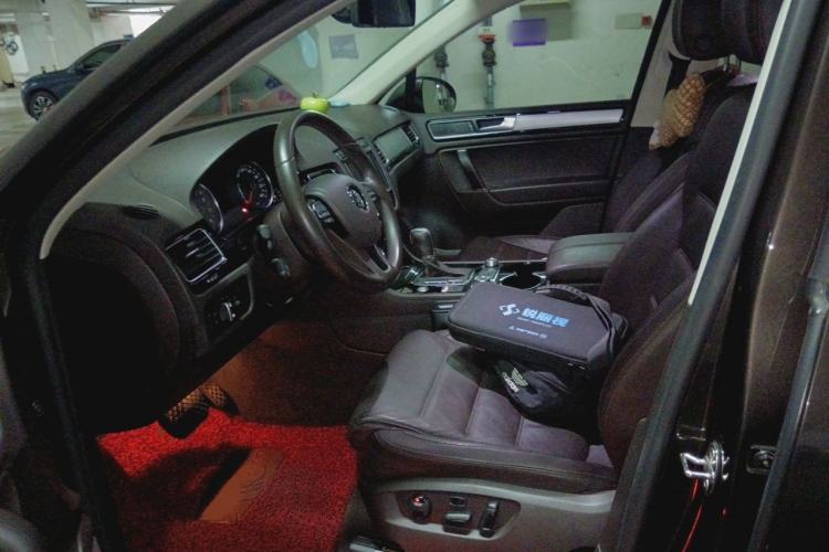 Used Volkswagen Touareg 2017 3.0 TSI Touareg Edition Left Front Seat