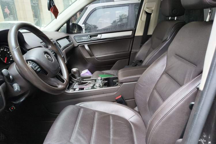 Used Volkswagen Touareg 2017 3.0 TSI Touareg Edition Left Front Seat
