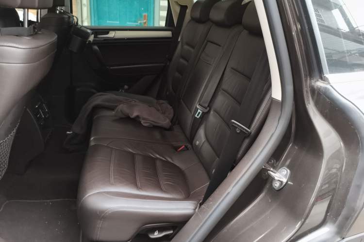 Used Volkswagen Touareg 2017 3.0 TSI Touareg Edition Left Rear Seat