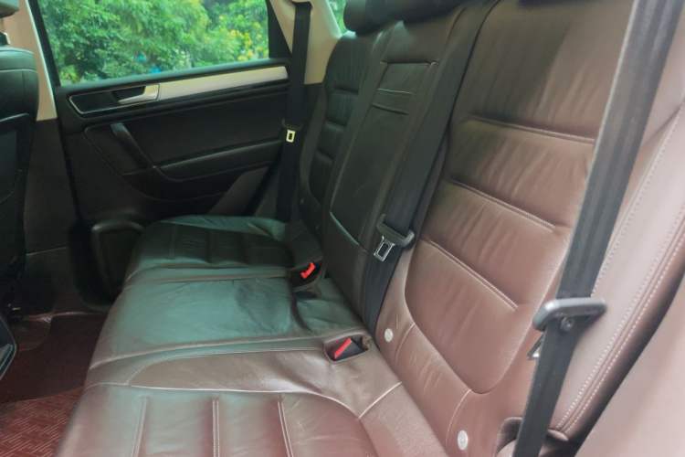 Used Volkswagen Touareg 2017 3.0 TSI Touareg Edition Left Rear Seat