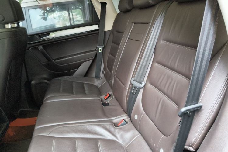 Used Volkswagen Touareg 2017 3.0 TSI Touareg Edition Left Rear Seat
