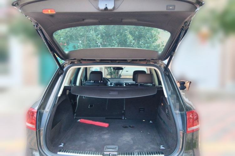 Used Volkswagen Touareg  Trunk