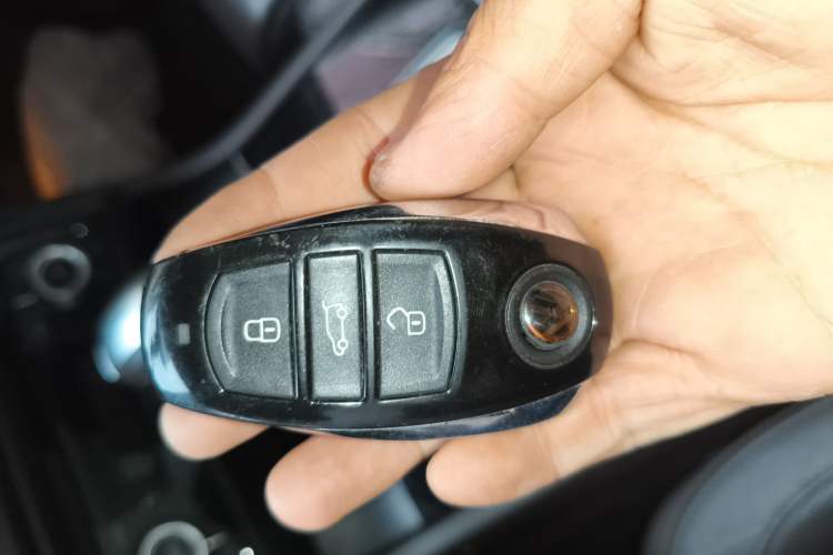 Used Volkswagen Touareg 2017 3.0 TSI Touareg Edition Vehicle Key