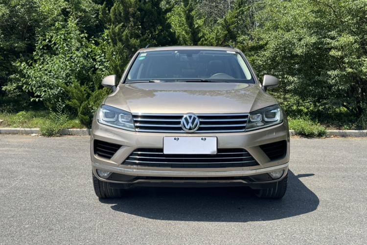 Used Volkswagen Touareg 2017 3.0 TSI Touareg Model Exterior 1