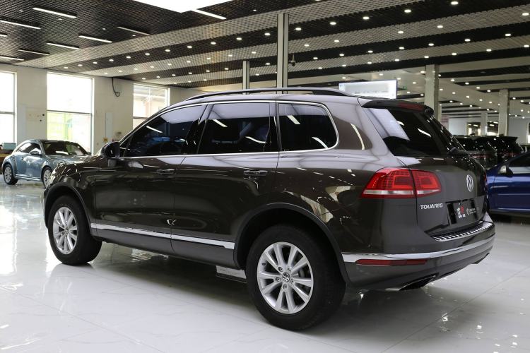 Used Volkswagen Touareg 2017 3.0 TSI Touareg Model Exterior 3