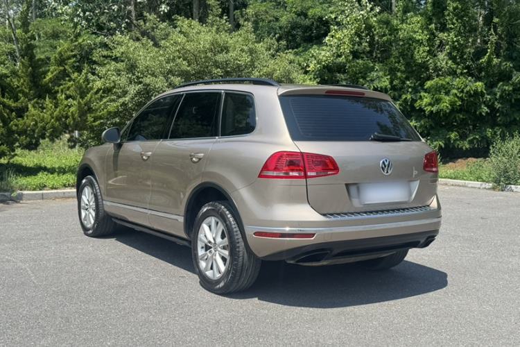 Used Volkswagen Touareg 2017 3.0 TSI Touareg Model Exterior 5