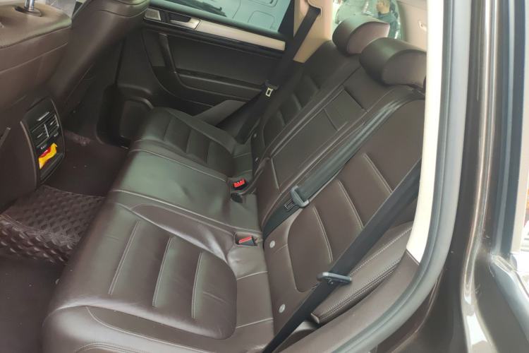 Used Volkswagen Touareg 2017 3.0 TSI Touareg Edition Left Rear Seat