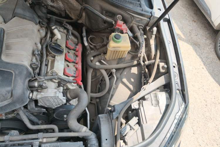 Used Volkswagen Touareg 2017 3.0 TSI Touareg Edition Engine Bay Left