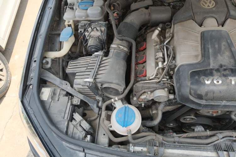 Used Volkswagen Touareg 2017 3.0 TSI Touareg Edition Engine Bay Right
