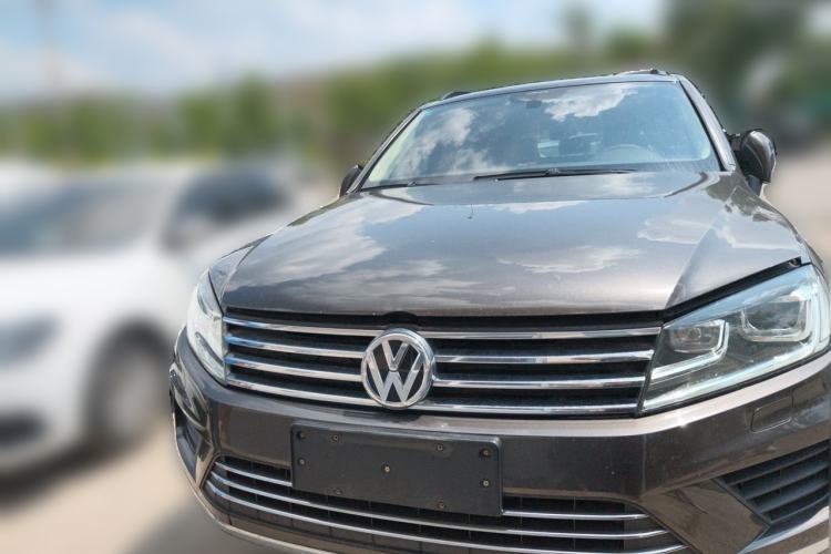 Used Volkswagen Touareg 2017 3.0 TSI Touareg Edition Front