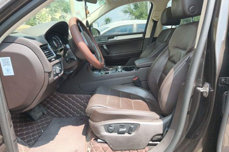 Used Volkswagen Touareg 2017 3.0 TSI Touareg Edition Left Front Seat
