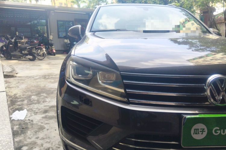 Used Volkswagen Touareg 2017 3.0 TSI Touareg Model Right Front Headlight