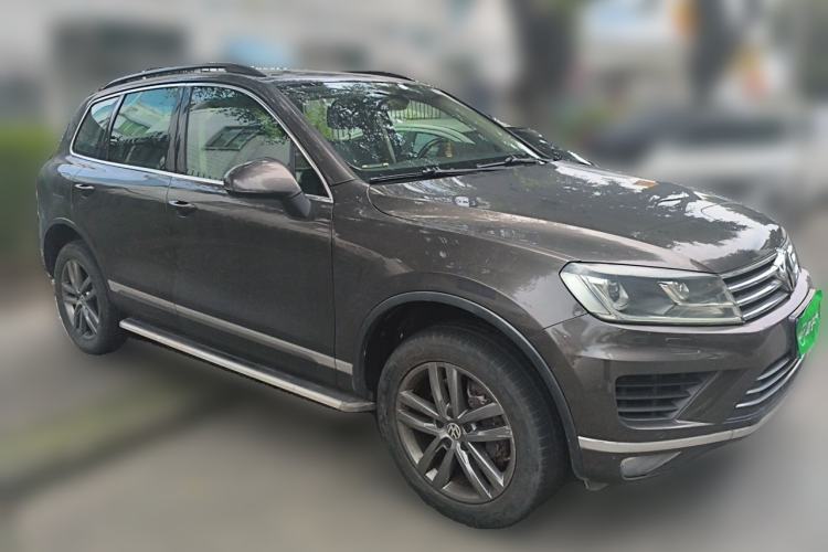 Used Volkswagen Touareg 2017 3.0 TSI Touareg Edition Front Right 45 Deg