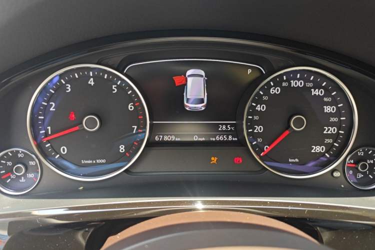 Used Volkswagen Touareg 2017 3.0 TSI Touareg Edition Instrument Cluster