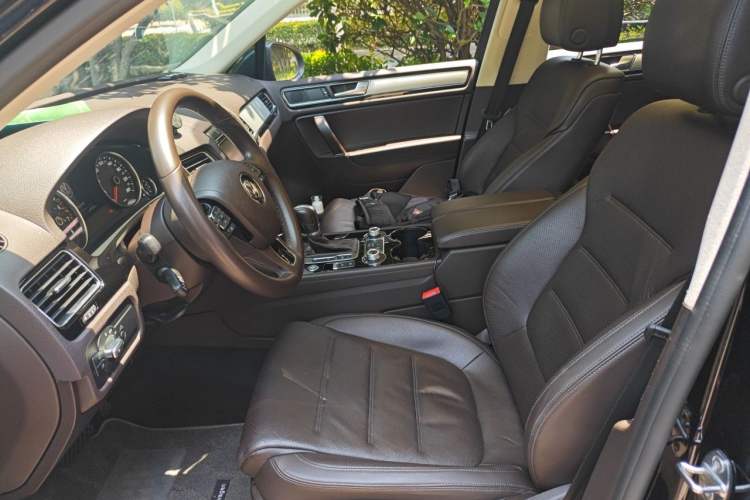 Used Volkswagen Touareg 2017 3.0 TSI Touareg Edition Left Front Seat