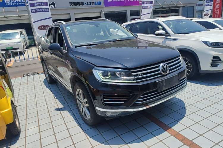 Used Volkswagen Touareg 2017 3.0 TSI Touareg Edition Exterior 1